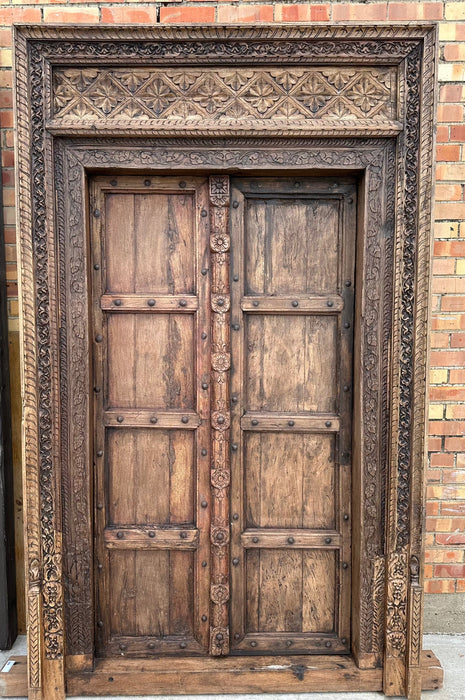 CARVED INDIAN DOORWAY    DOORS