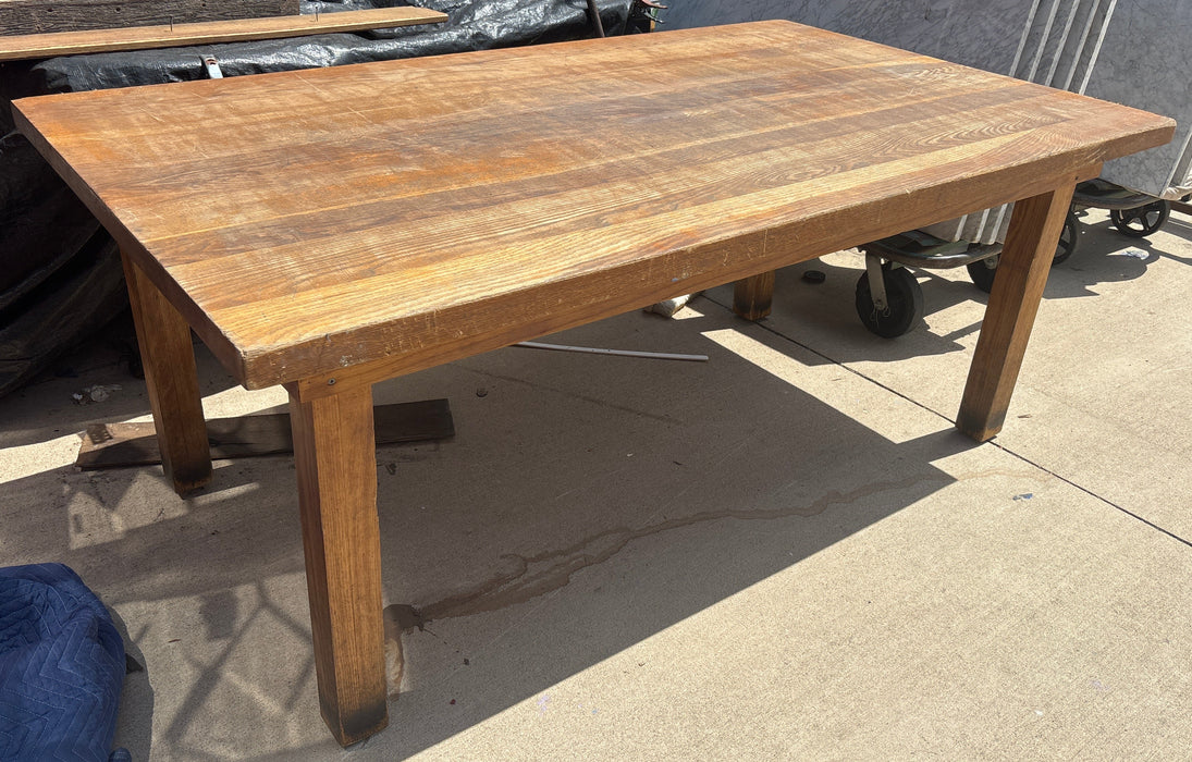 SIMPLE HEAVY 4 LEGGED OAK TABLE