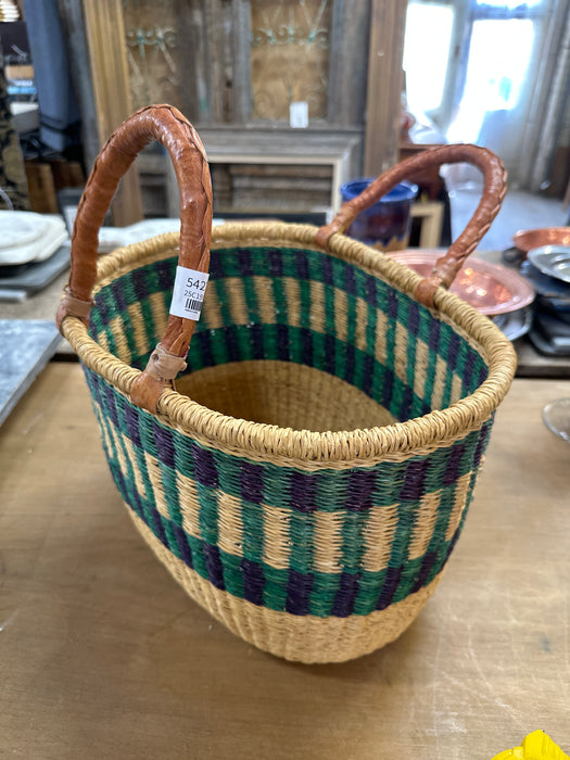 AFRICAN WOVEN SISAL BASKET