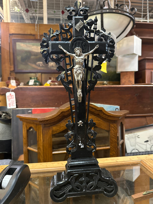 BLACK ENAMELED ALTER CRUCIFIX WITH SPELTER CORPUS
