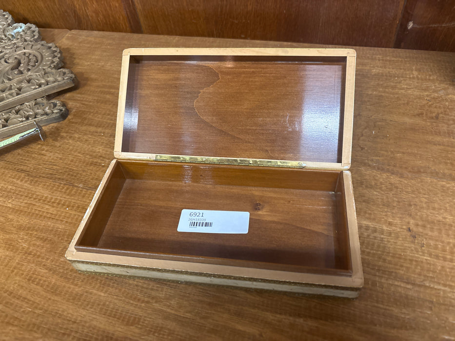 LONG FLORENTINE SCENIC BOX