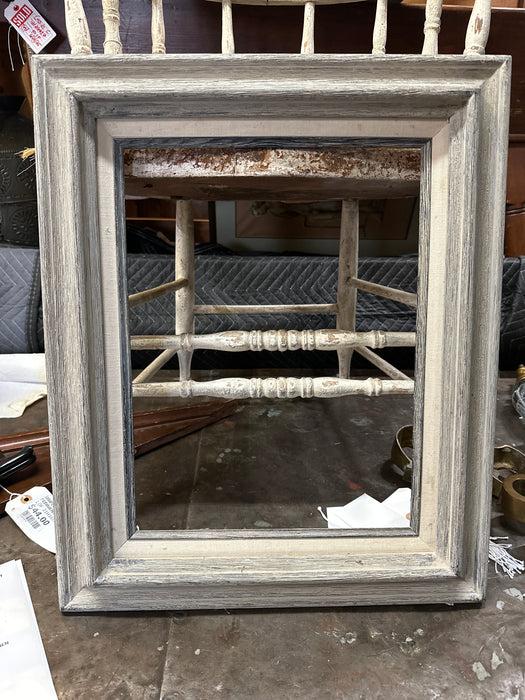 SMALL RUSTIC GREY FRAME