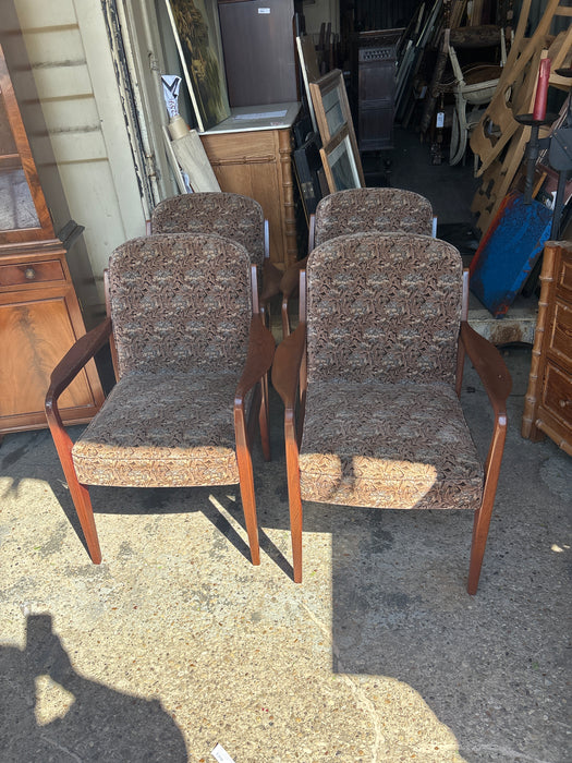 VINTAGE MODERN BEECH OFFICE CHAIRS 1 EACH OF 4