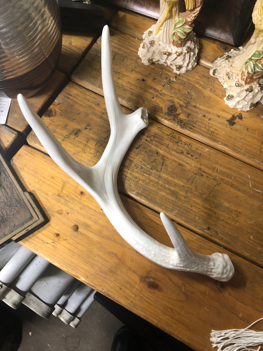 PORCELAIN DEER HORN