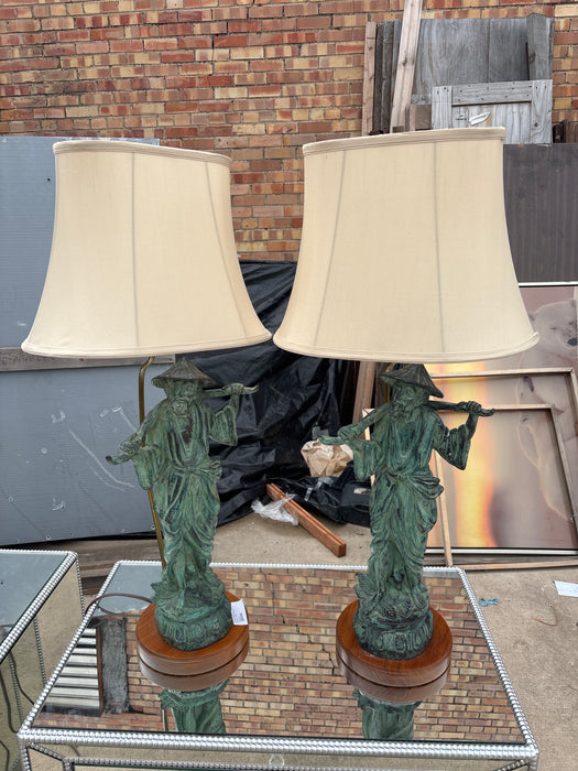 PAR OF CHINESE VINTAGE FIGURAL LAMPS