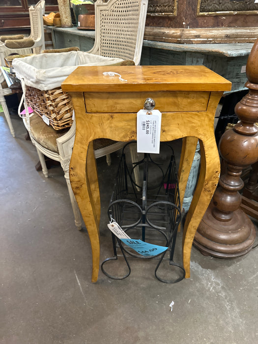 ART DECO BIRD'S EYE MAPLE SIDE TABLE WITH CABRIOLE LEGS