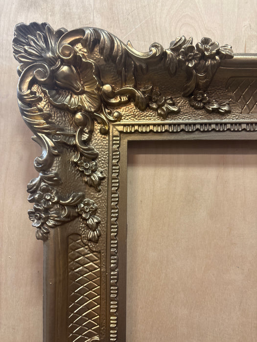 TALL ORNATE PLASTIQUE GOLD FRAME