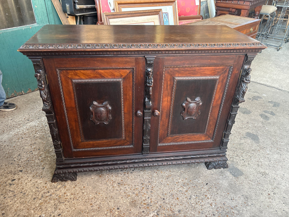 ITALIAN RENAISSANCE REVIVAL FIGURAL CARVED SHALLOW WALNUT SERVER