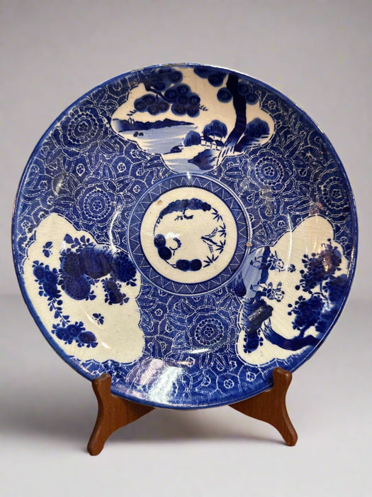 BLUE AND WHITE IMARI 11" PLATE
