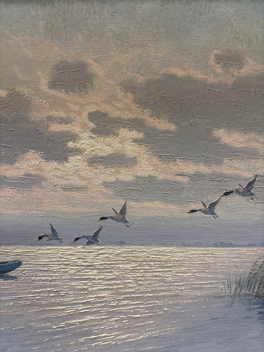 GOLD FRAMED 20TH CENTURY OIL PAINTING OF GEESE ON LAKE WITH LINEN FILET
