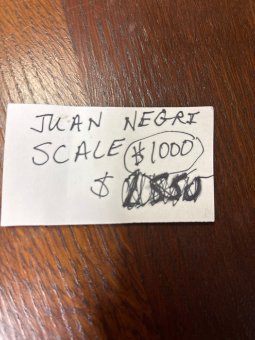 MARBLE JUAN NEGRI MONTEVIDEO SCALE