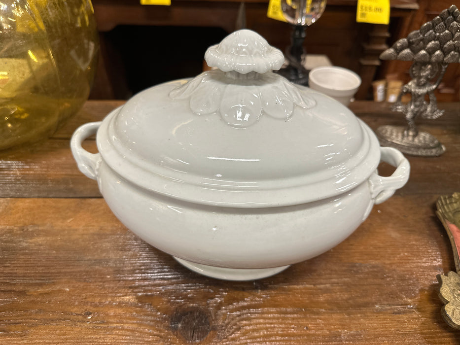 OVAL IRON WHITE STONE TUREEN