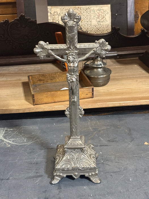 MEDIUM STANDING METAL CRUCIFIX WITH ORNATE SQUARE BASE