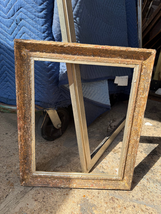 TEXTURED FRAME