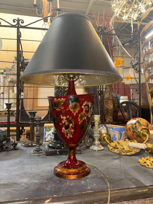 RED TOLE LAMP WITH BLACK SHADE