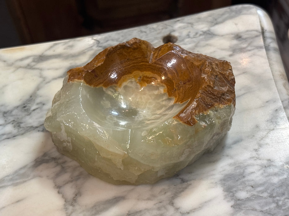 ONYX ASHTRAY