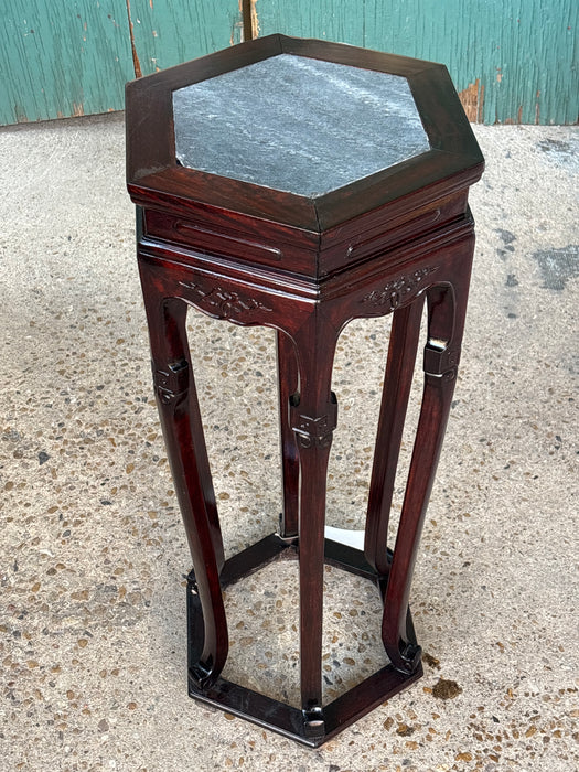 AS FOUND HEXAGON BROWN CHINESE STAND WITH CURVED LEGS