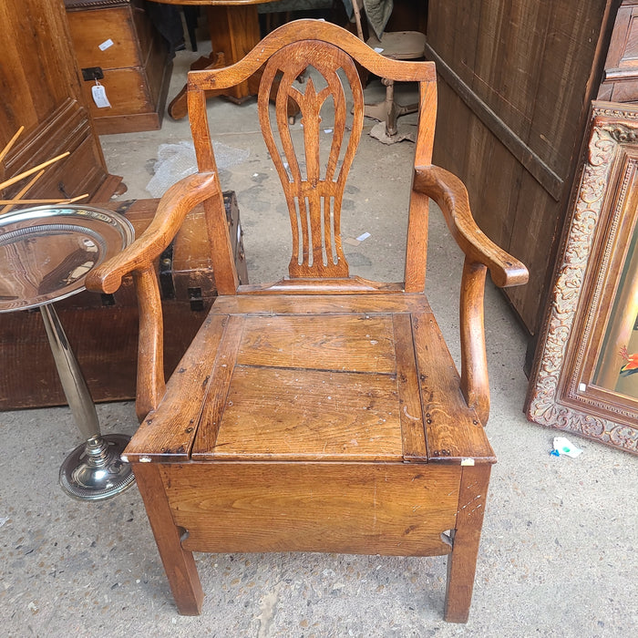 EARLY 19TH CENTURY OAK POTTY CHAIR IN WORKING ORDER