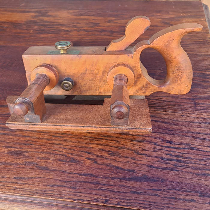 FANCY 19TH CENTURY WOOD MOLDING PLANE