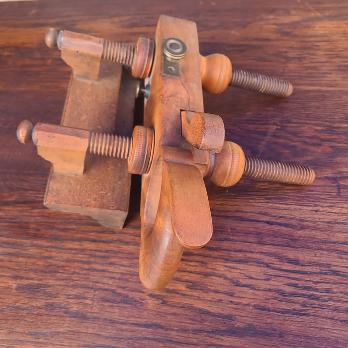 FANCY 19TH CENTURY WOOD MOLDING PLANE