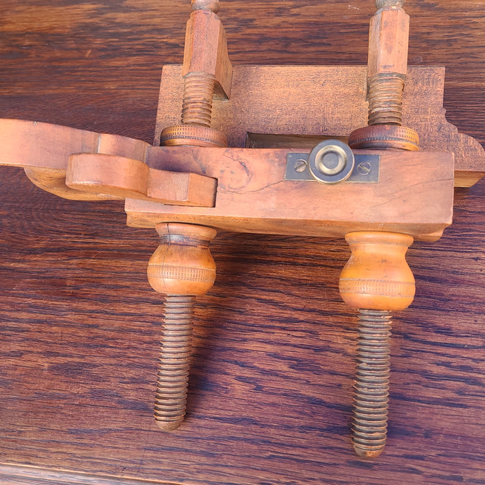 FANCY 19TH CENTURY WOOD MOLDING PLANE