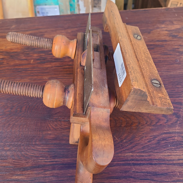 FANCY 19TH CENTURY WOOD MOLDING PLANE