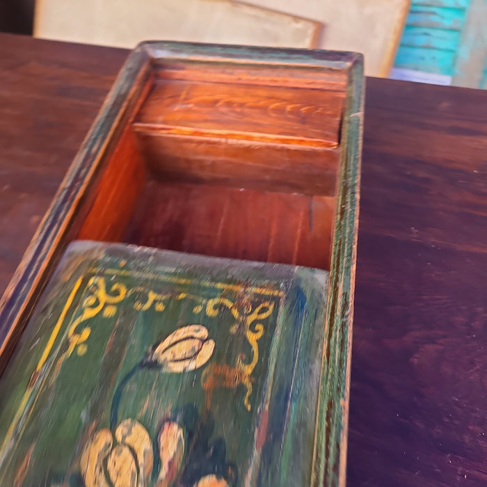 19TH CENTURY GREEN PAINTED BOX WITH SLIDING LID 3397