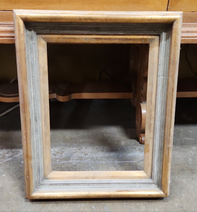 SMALL GOLD FRAME WITH PEWTER FILLET-3412