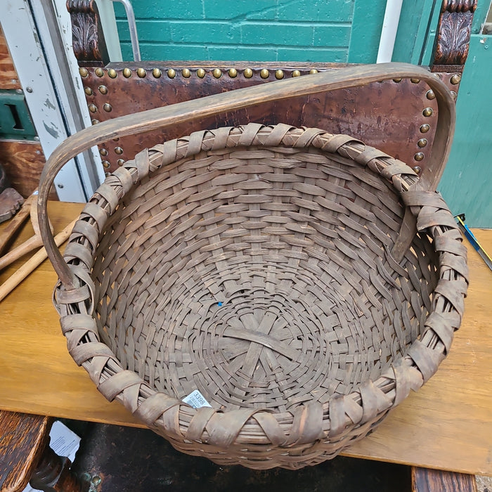 19TH CENTURY HANDMADE BASKET 3398