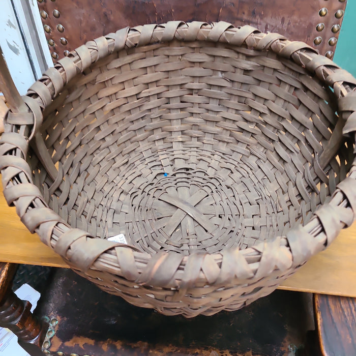 19TH CENTURY HANDMADE BASKET 3398