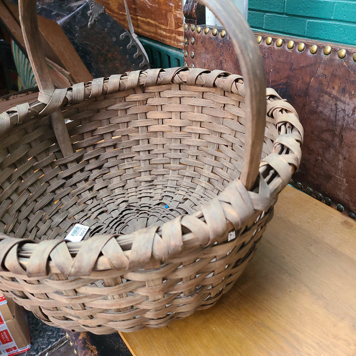 19TH CENTURY HANDMADE BASKET 3398