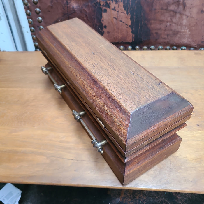 COOL COFFIN BOX  3398