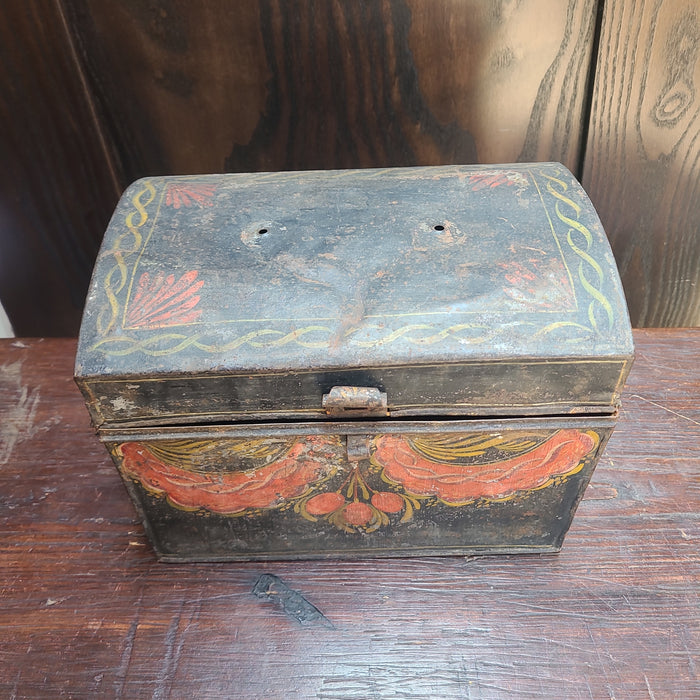 IN 19TH CENTURT BOX MISSING HANDLE  3398