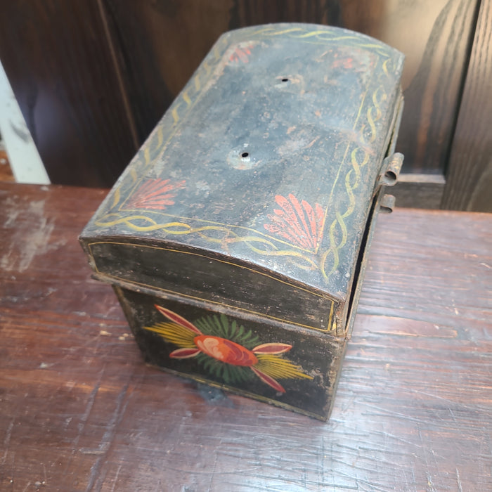 IN 19TH CENTURT BOX MISSING HANDLE  3398