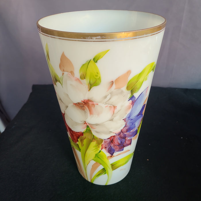 BEAUTIFUL SIGNED BRISTO HAND PAIMTED VASE