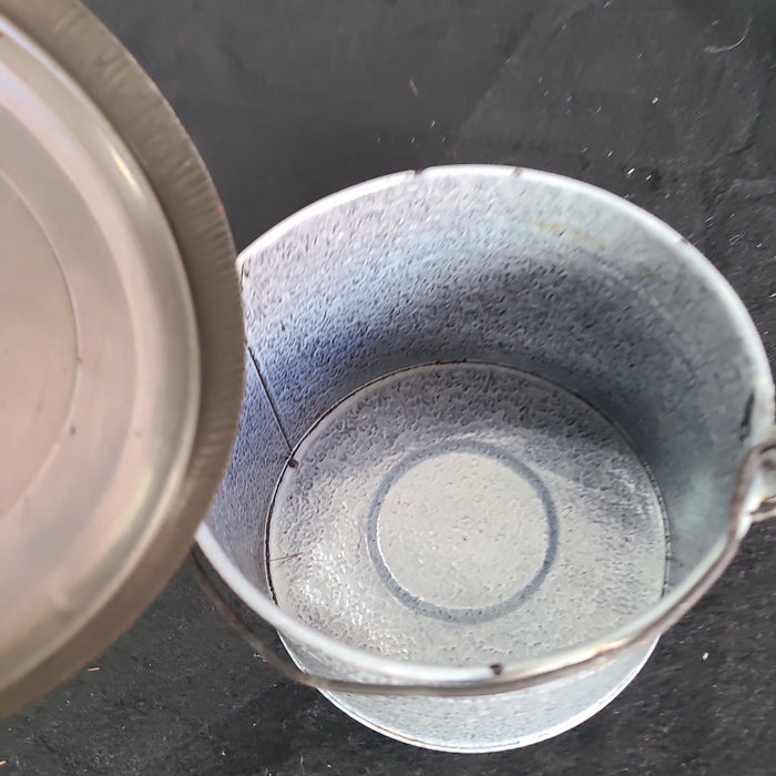 GRANITEWARE  PAIL AND LID