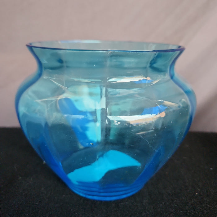 LIGHT BLUE SQUAT VASE