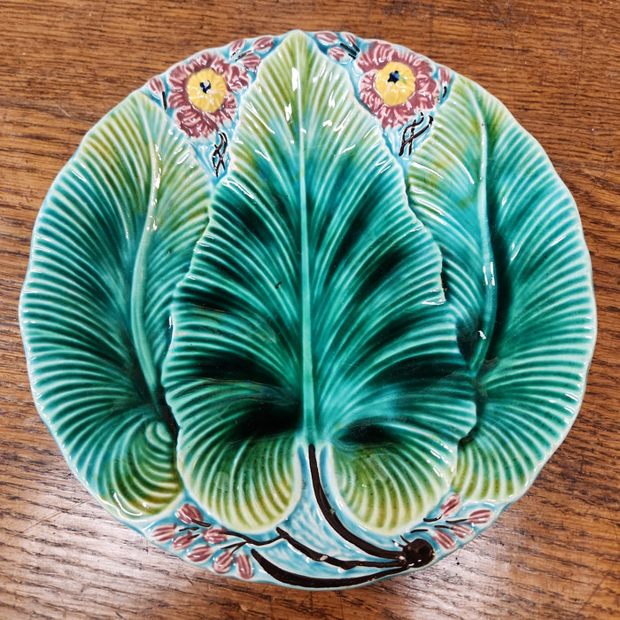 8 INCH MAJOLICA CALADIUM PLATE