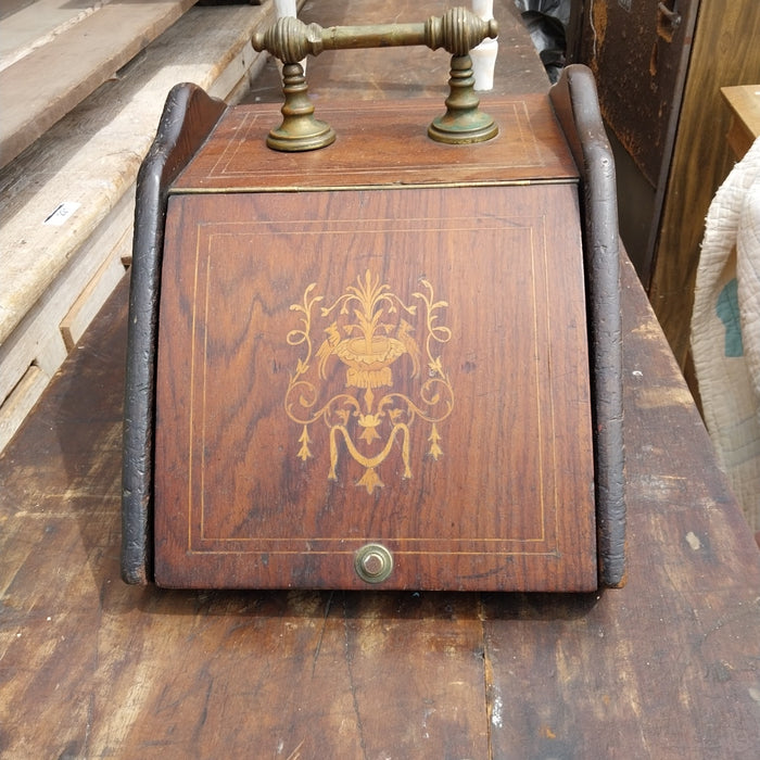 19TH CENTURY INLAID COAL HOD WITH SHOVEL