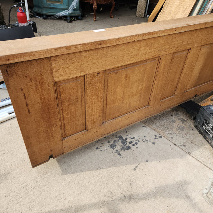 LONG ARCADED RAW OAK CHURCH ALTAR RAIL