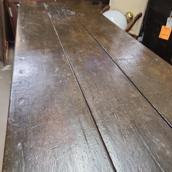 18TH CENTURY TAPER LEG ISLAND TABLE