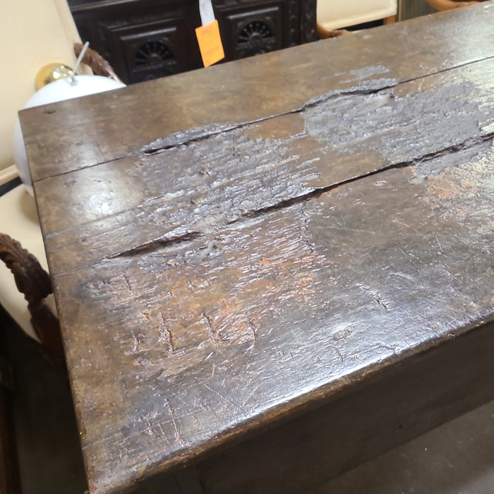 18TH CENTURY TAPER LEG ISLAND TABLE