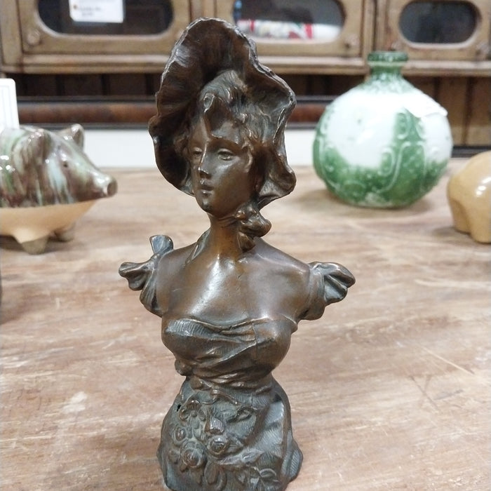 SPELTER LADY