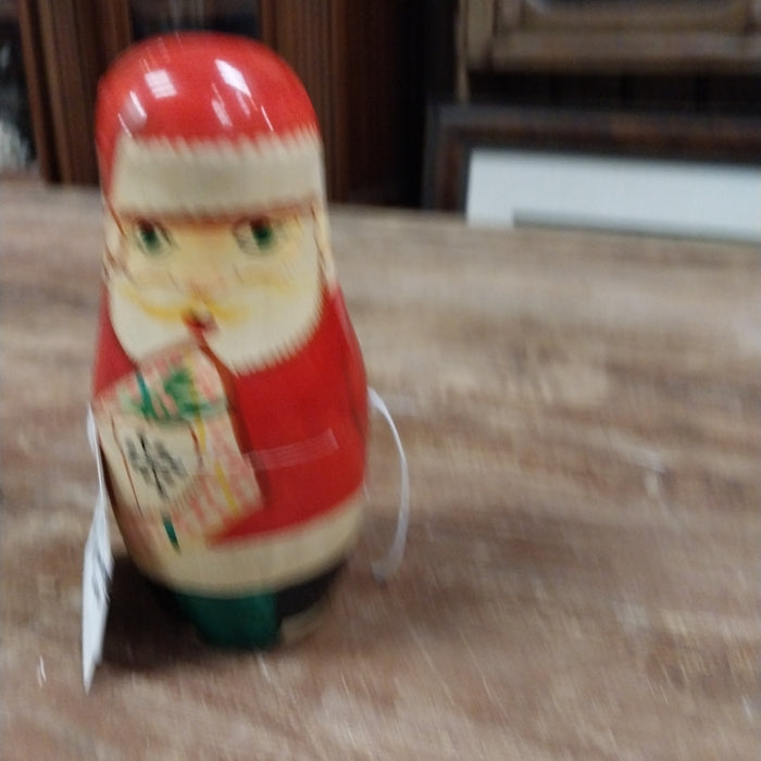 RUSSIAN WOOD NESTED SANTA