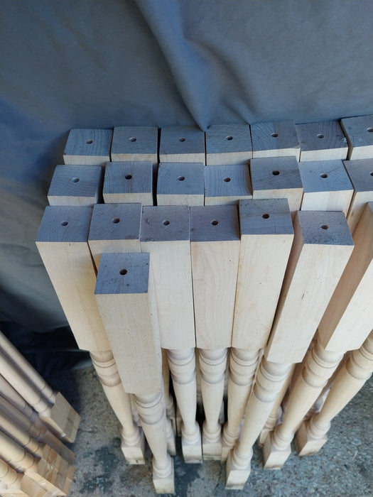 SMALL TURNED MAPLE BALLISTER 1 OF 15