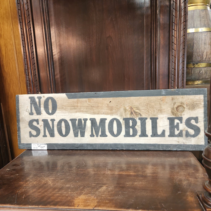 NO SNOW MOBILES SIGN