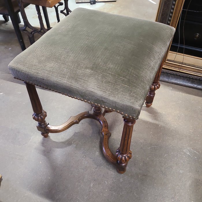 LOUIS XVI GREEN UPHOLSTERED