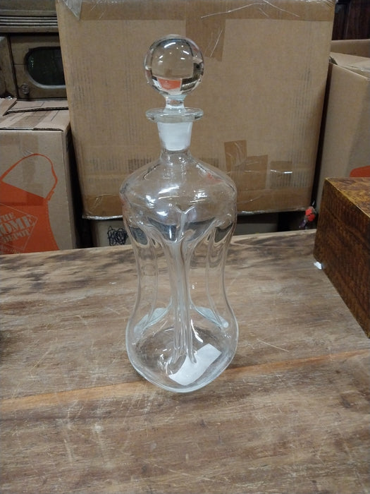 SHAPED GLASS DECANTER