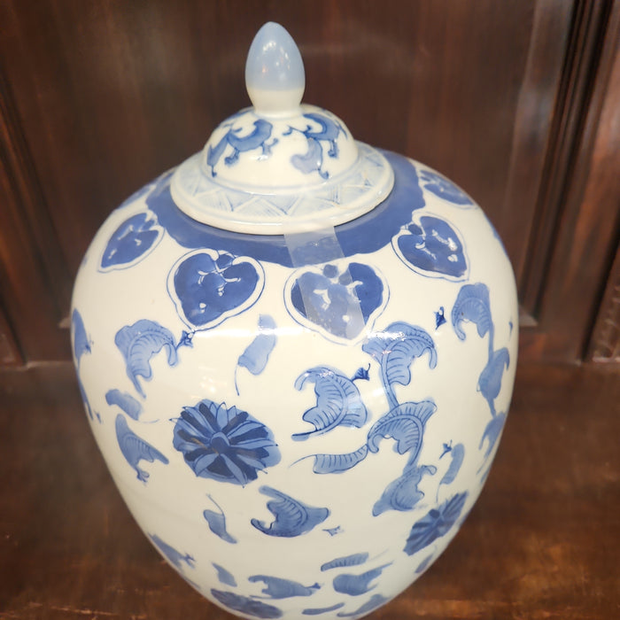 CHINESE BLUE & WHITE GINGER JAR