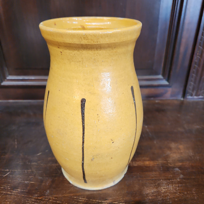 LARGE POTTERY TANKARD